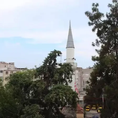 Gvar * Antalya